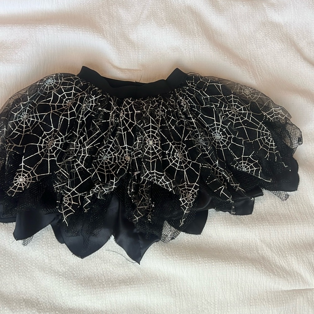 Spider web tulle skirt 🕷️  🕸️